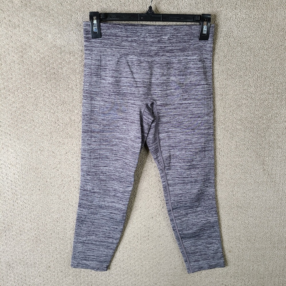 Under Armour‎ Pants Womens Medium Purple Heathered Compression Capri Leggings